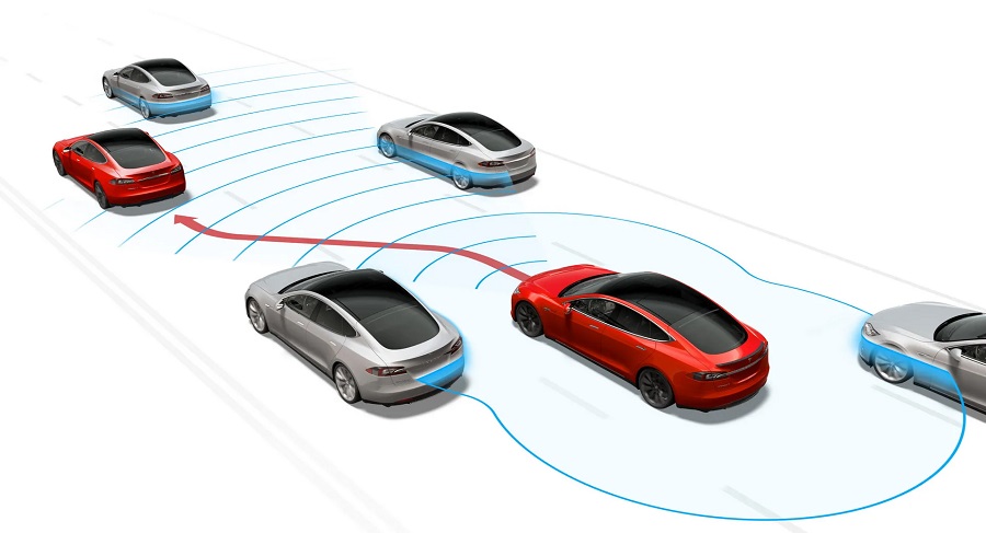 Автопилот Tesla пострадал из-за низкого показателя вовлеченности водителя во время тестов