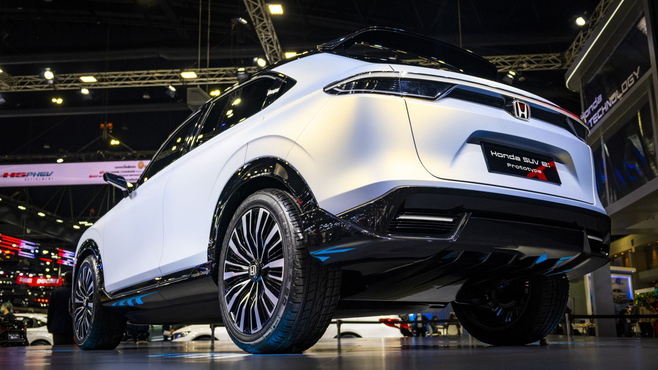 Новый гибридный кроссовер Honda ZR-V начнет продаваться в Европе до конца 2023 года