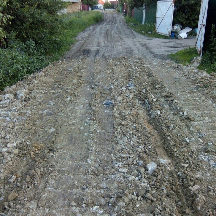 Жителей одного из сел Пензенской области возмутил ремонт дороги «по-русски»