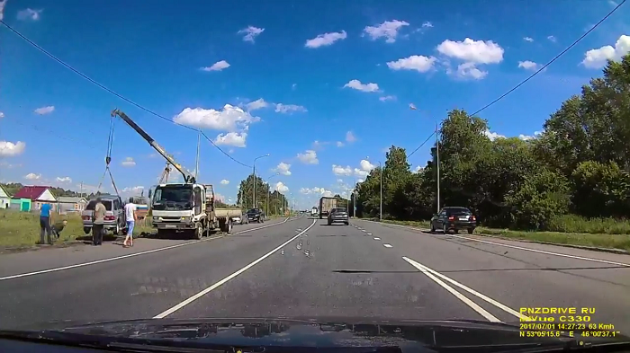 В Пензенской области видеорегистратор снял последствия столкновения двух авто на трассе