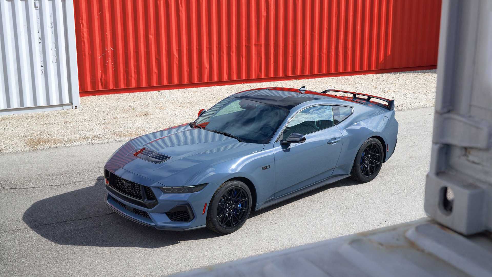 Первый Ford Mustang GT 2024 года выставлен на благотворительный аукцион