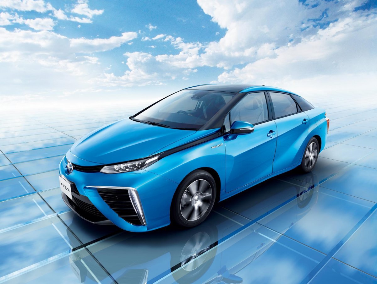 Компания Toyota продолжит разработку водорода при смещении основного акцента на электромобили