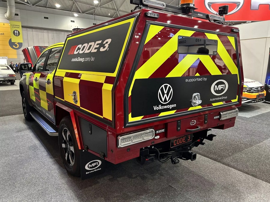 VW показывает прототип Amarok V6 для пожарных и спасателей